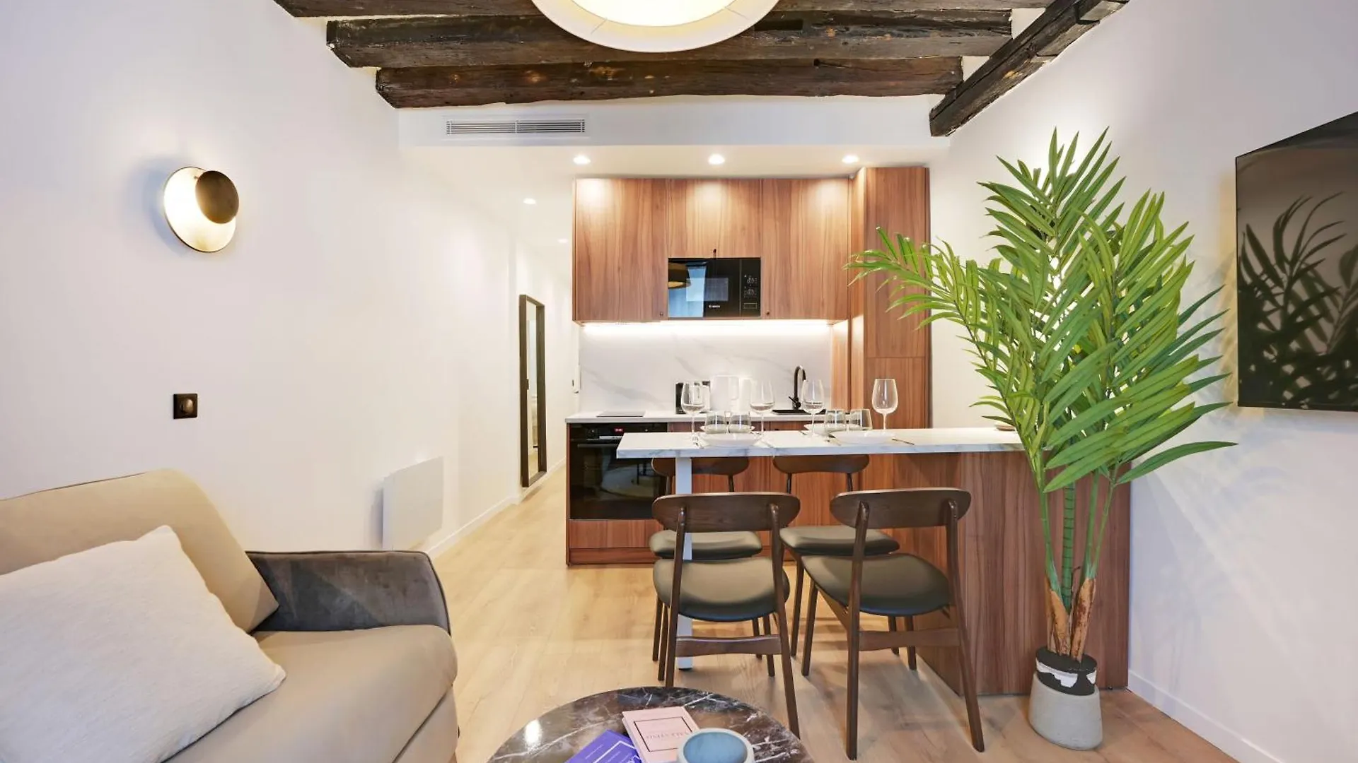 Appartement Chic - 1br-4p -ac- Marais-vosges *